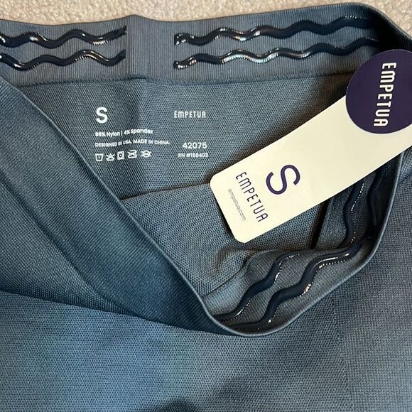 Empetua Women’s Gray High Waisted Shaping Leggings Size Small - Picture 5 of 7